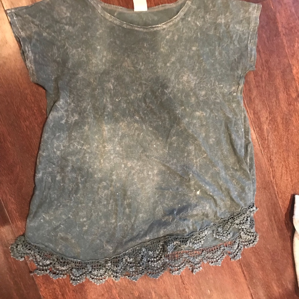 T shirt